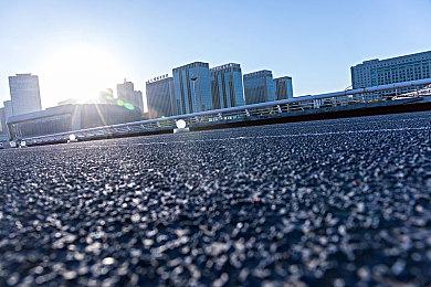 《最终幻想7：永恒危机》首段PC版实机视频展示